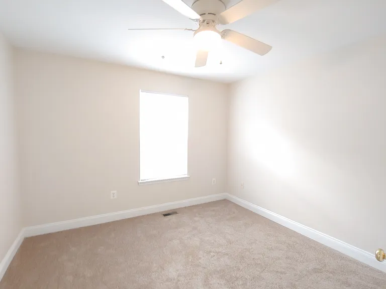 814 Estuary Dr — Photo 15