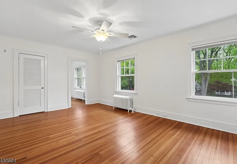 190 Fernwood Ave — Photo 12