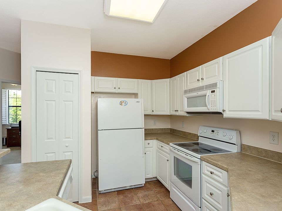 1st image of 5227 Drury Ln