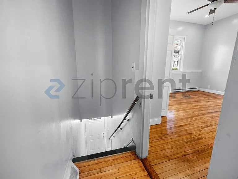 47 Cedar St #49 — Photo 11