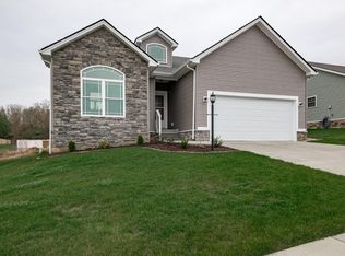 725 Concord Ave, Winchester, KY 40391