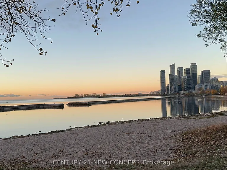 1926 A Lake Shore Blvd W #3010 — Photo 30