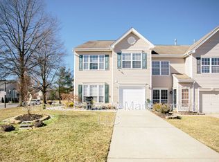 9 Sawgrass Ct, Blackwood, NJ 08012