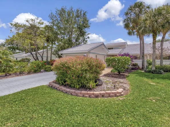 6 Cambridge Drive, Boynton Beach, FL 33436