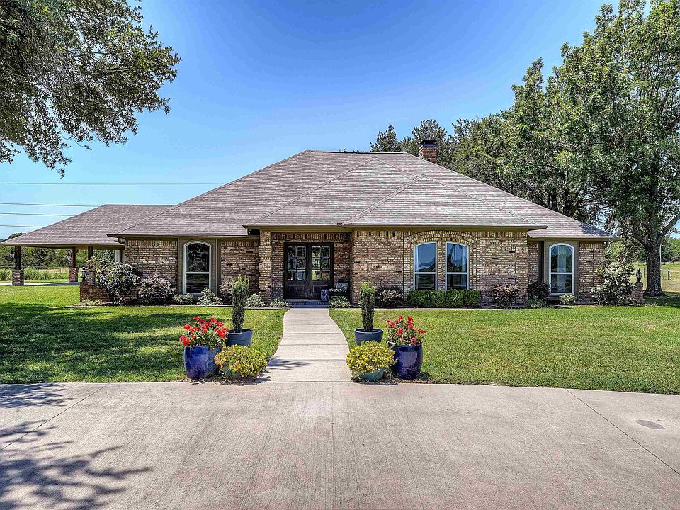1st image of 678 Farm Road 2297