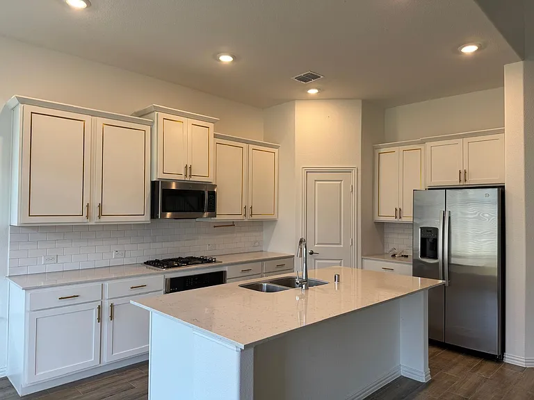 1213 Superbloom Ave — Photo 17