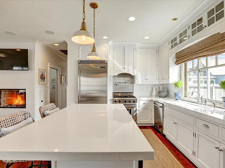 425 1/2 Fernleaf Ave #B — Photo 13