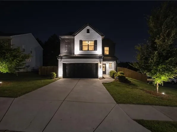1386 Image Xing, Lawrenceville, GA 30045