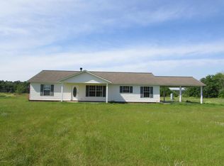 7094 Hamilton Rd, Grand Ridge, FL 32442