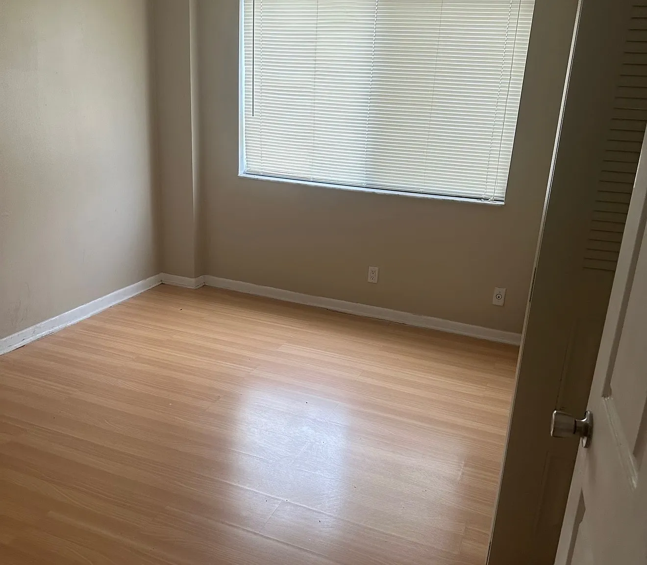 3 bed, 1475 sqft, $3,200 — Photo 4
