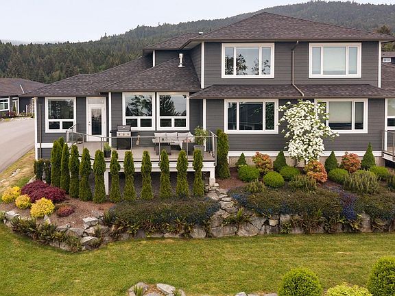 3rd image of 626 Farrell Rd #24