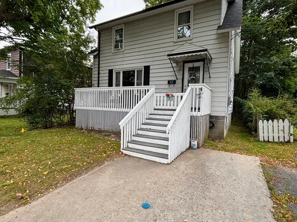 57 Aberdeen Ave, Smiths Falls, ON K7A 4N7
