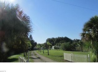 2401 Wendy Rd, Labelle, FL 33935