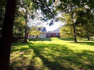 111 Northview Cir, Columbus, MS 39705