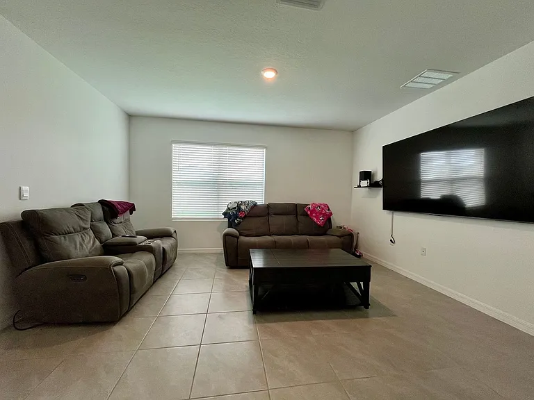 3505 Thistle Bank Ct — Photo 12