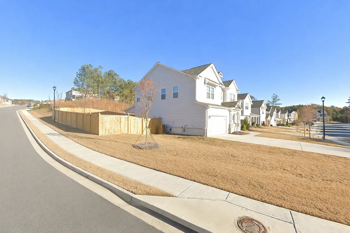 Building Photo - 850 Elderberry Ct