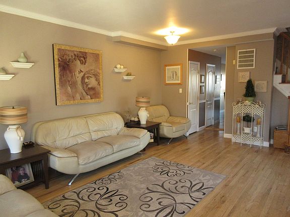 5th image of 11 Crabtree Ave