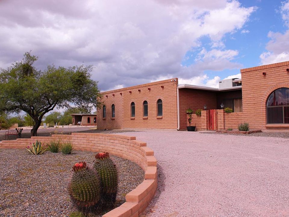 1st image of 2720 N Calle Tarde