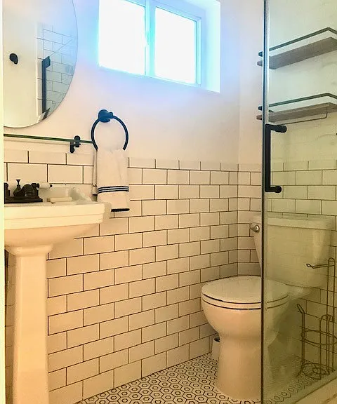 422 21st St NE #B — Photo 11