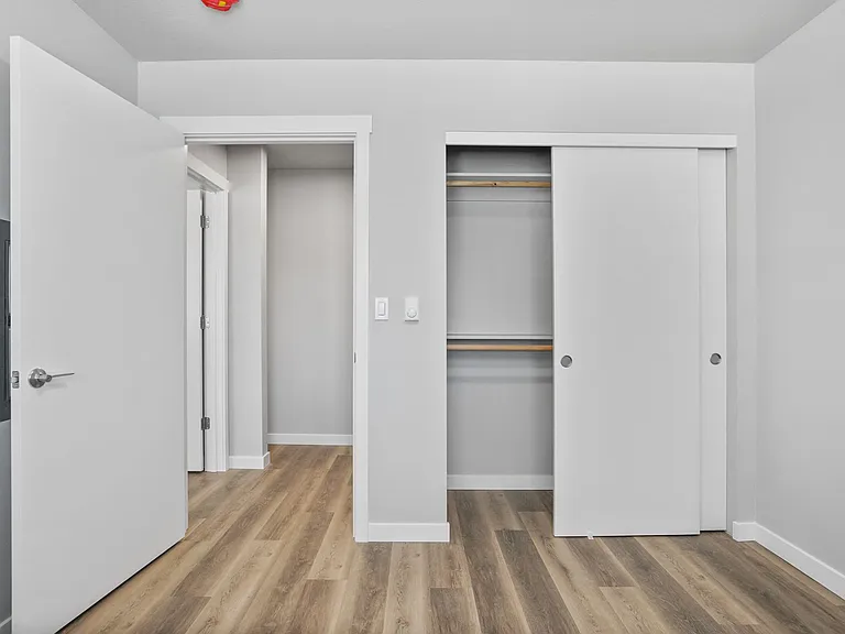 Fisher Park Apartments — Photo 27
