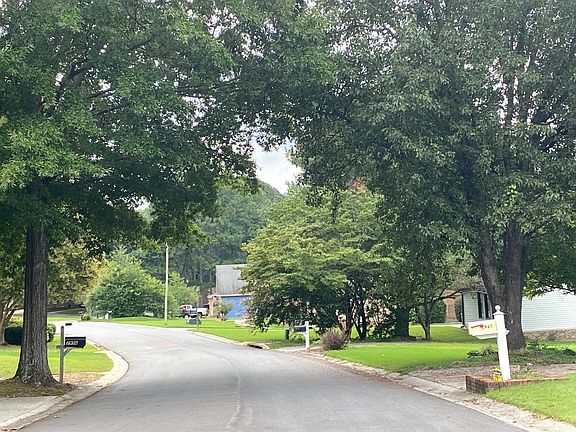 5th image of 2947 Overwood Ln