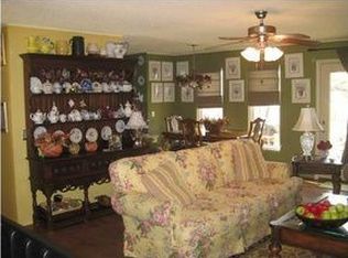 201 E Michelle Dr, Clearwater, KS 67026