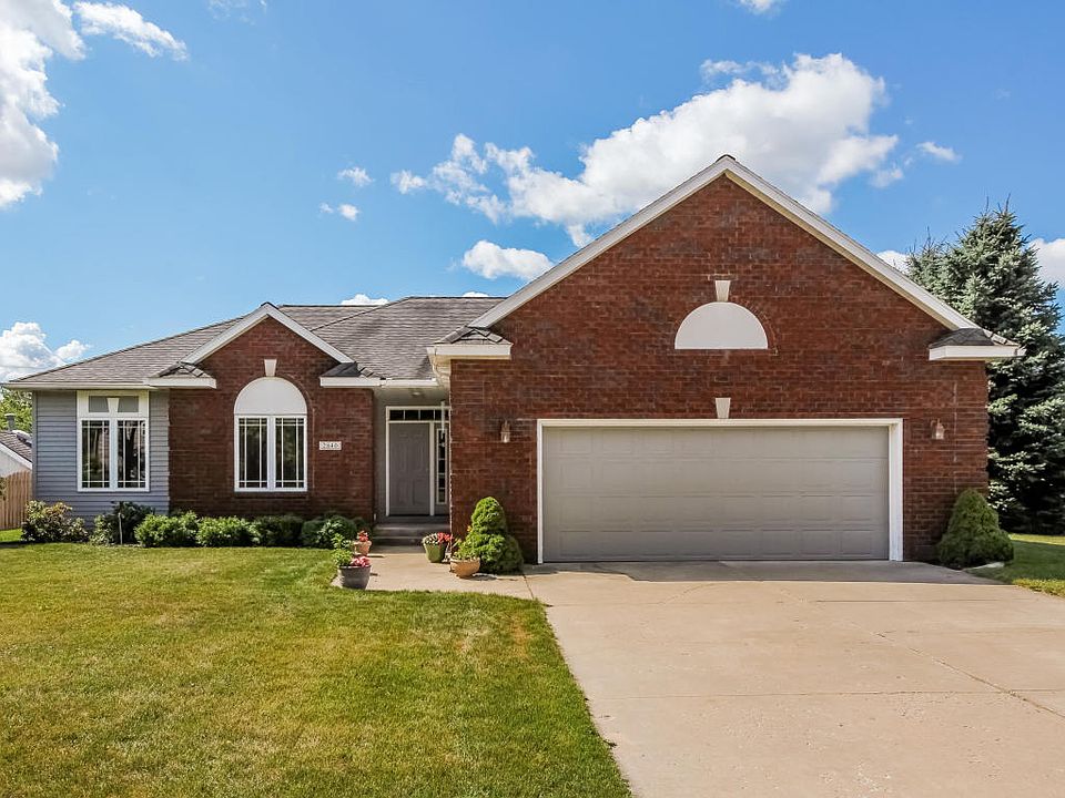 1st image of 2840 Meadow Bluff Dr NW