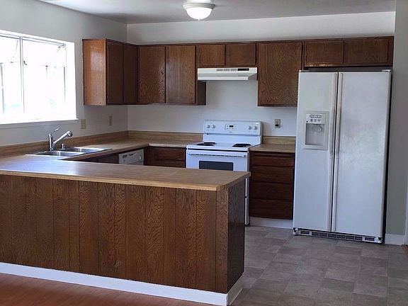 3rd image of 7244 Lillivale Ct