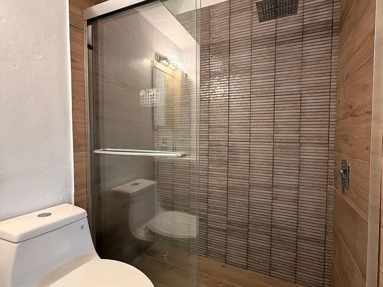 J14 Avenue #9C — Photo 10