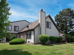 1520 Timberwood Ct, Sycamore, IL 60178