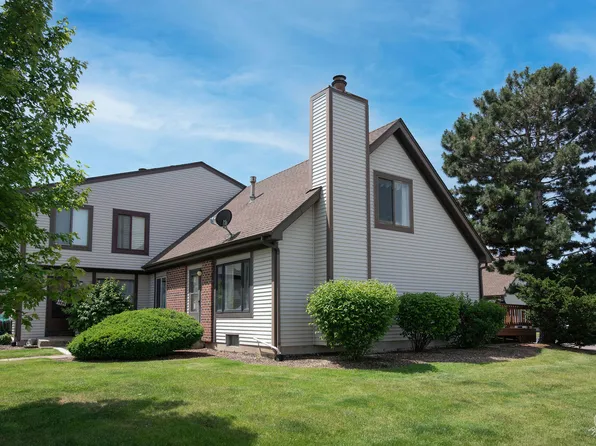 1520 Timberwood Ct, Sycamore, IL 60178