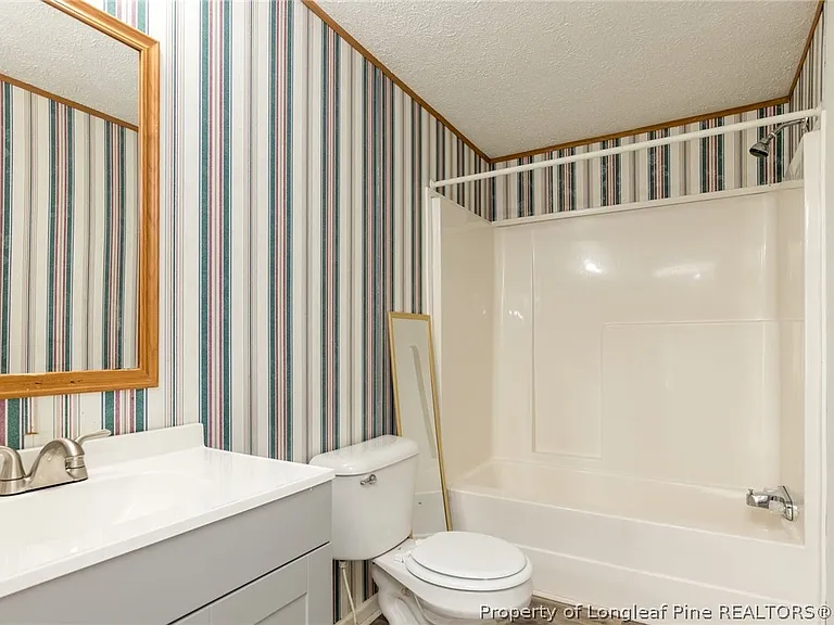 102 Ironwood Rd — Photo 8