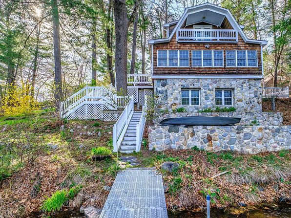 42 Emerson Dr