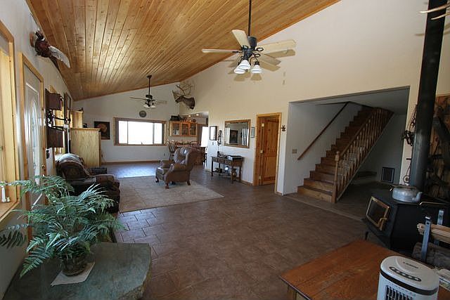 2nd image of 19179 Red Bird Rd