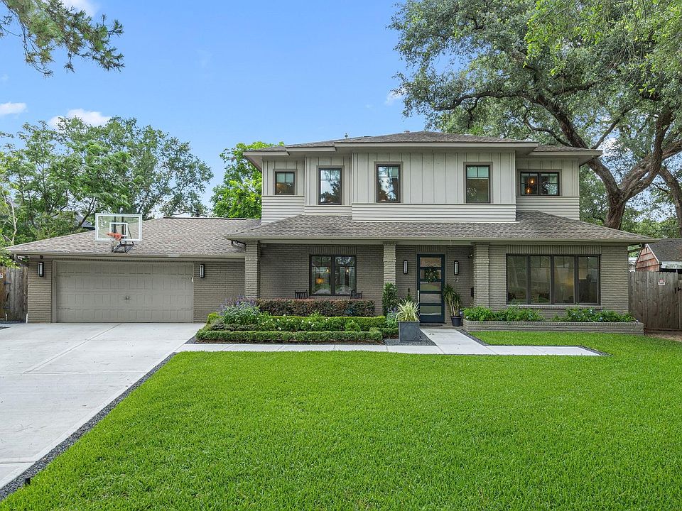 1st image of 22 Laurenhurst Ct
