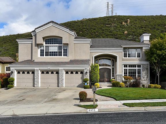 3rd image of 6575 Deer Hollow Dr