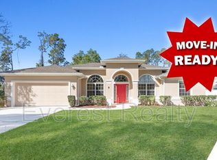 8 Roxton Ln, Palm Coast, FL 32164