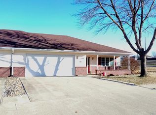 1290 2nd Ave SE UNIT 101, Le Mars, IA 51031