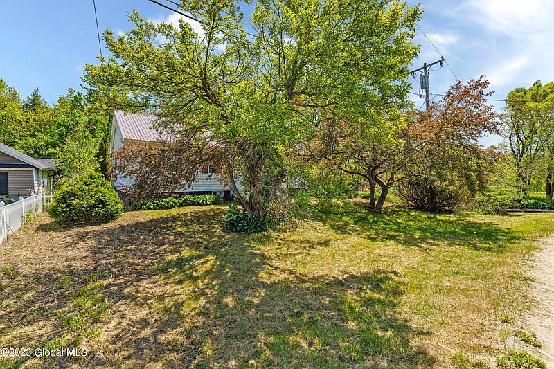 3rd image of 35 Gabriel Road