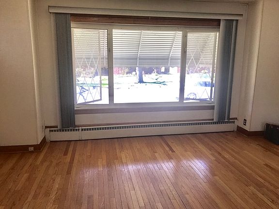 2nd image of 5043 N Mozart St