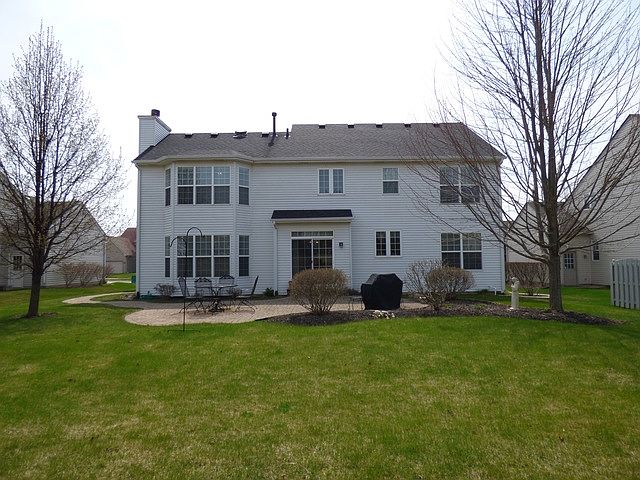 2nd image of 1825 Moorland Ln