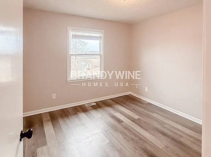 105 Sumac St — Photo 17