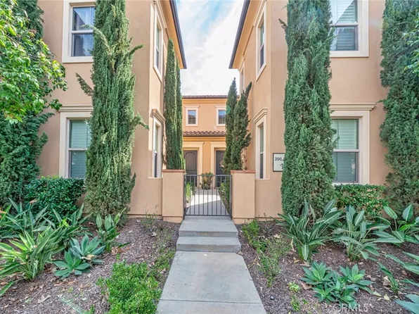 202 Bishop Lndg, Irvine, CA 92620