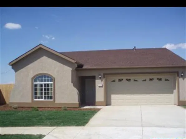 493 Matthew Place, Lindsay, CA 93247