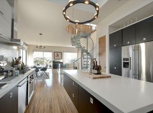 3794 16th St #A, San Francisco, CA 94114