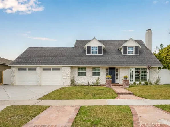 11941 Kensington Rd, Los Alamitos, CA 90720