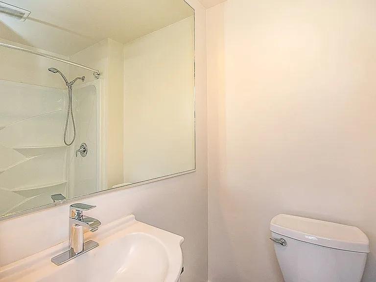 West Palm Apartments — Photo 38