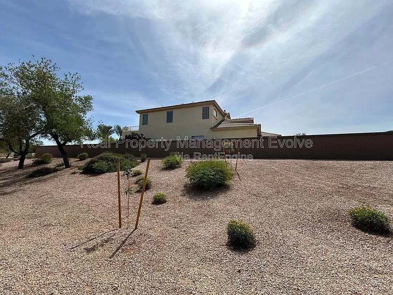 9707 S 45th Ave — Photo 75