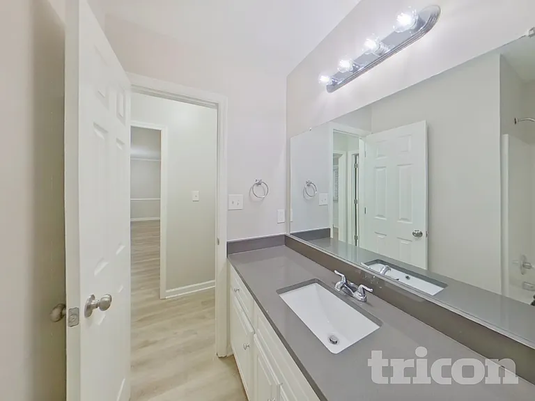 136 Tanners Mill Rd — Photo 15