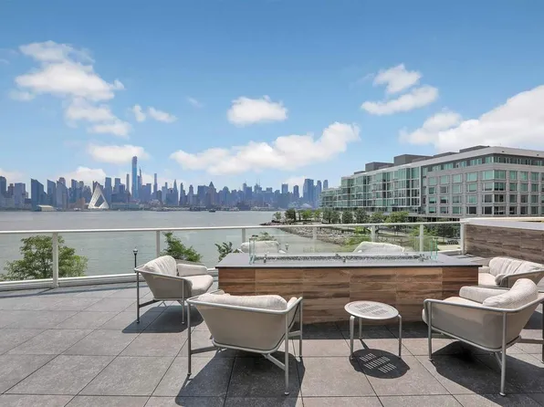 800 Avenue At Port Imperial image 20 of 28